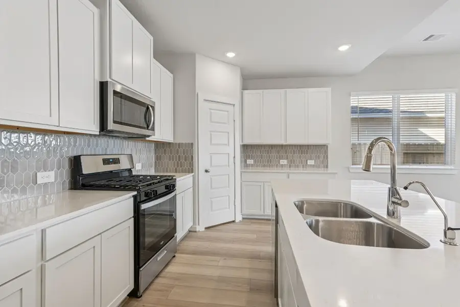 1226 Romany Fields Drive, Huffman, TX 77336 - #3