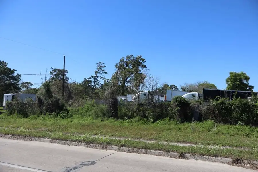 6817 Roanoke Street, Houston, TX 77028 - #2