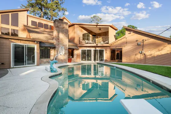 15703 Winding Moss Drive, Houston, TX 77068