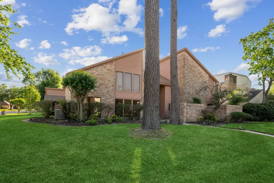 15703 Winding Moss Drive, Houston, TX 77068 - Image #3