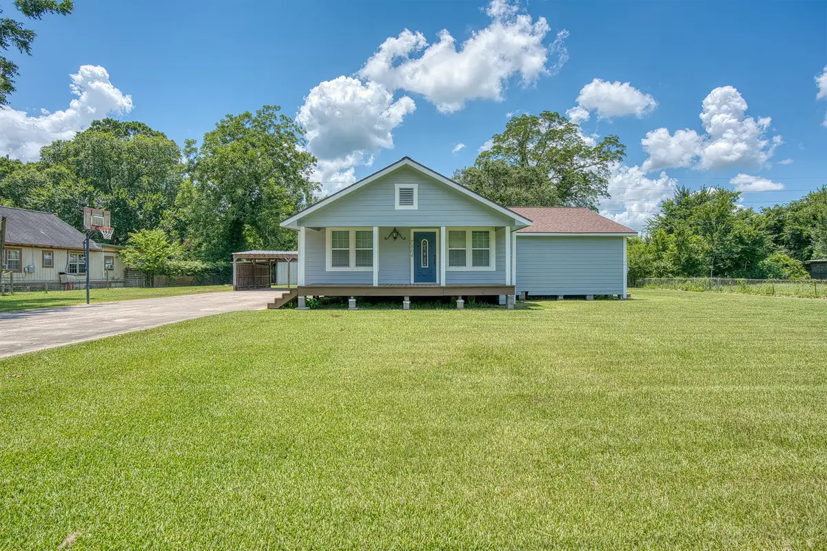 7804 Fm 834 E, Hull, TX 77564 - #1