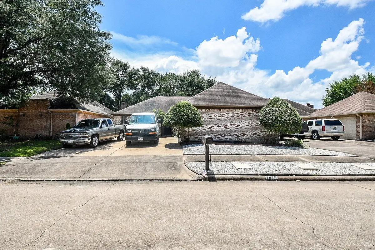 7815 Hummingbird Street, Houston, TX 77071 - #1