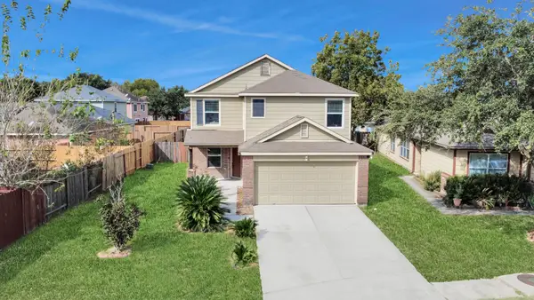 611 Remwick Drive, Houston, TX 77073