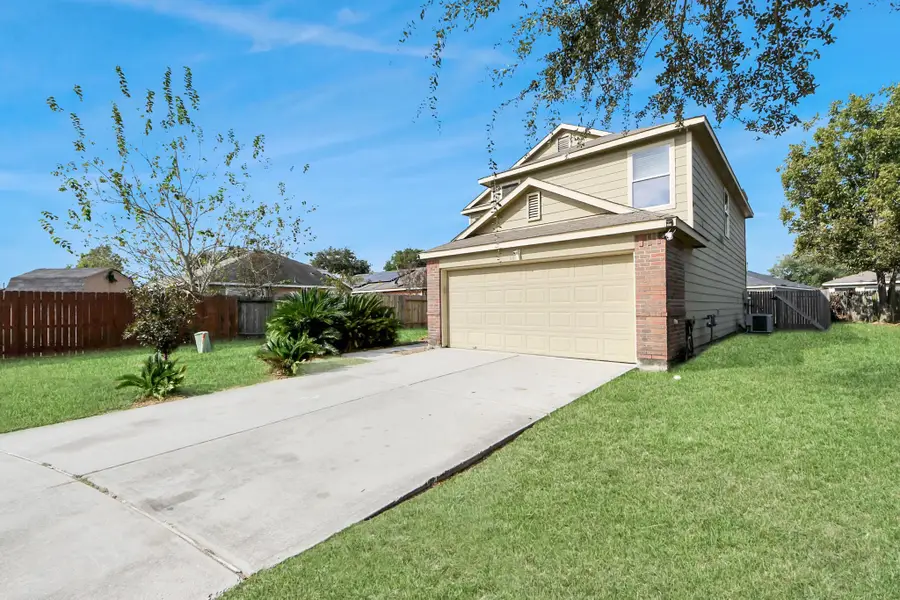 611 Remwick Drive, Houston, TX 77073 - Image #2
