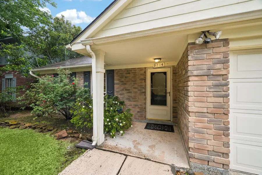 9214 Palm Shores Drive, Spring, TX 77379 - #2