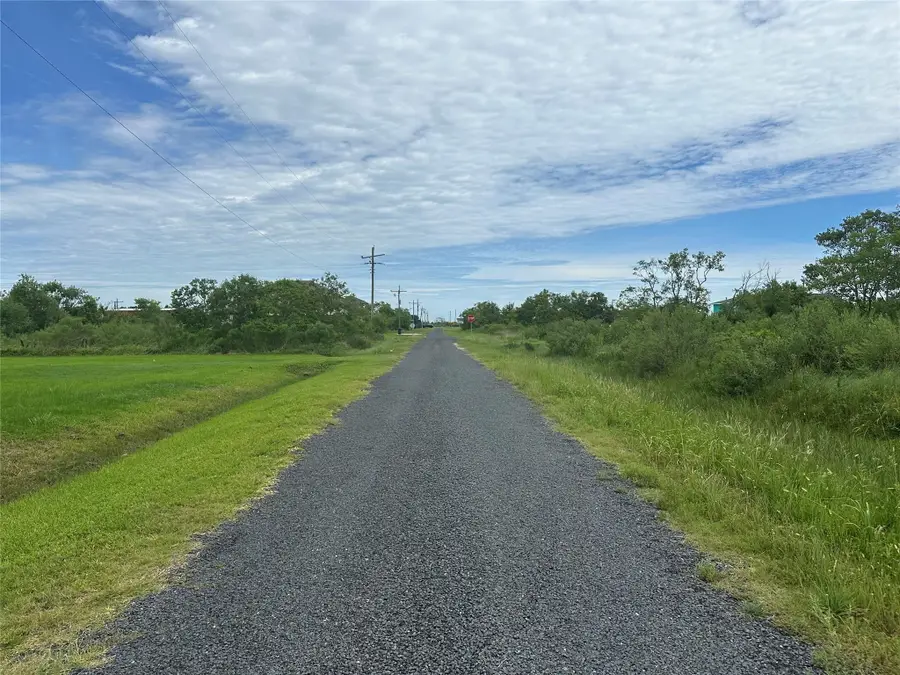 0 Sailfish Dr, Port Bolivar, TX 77650 - #2