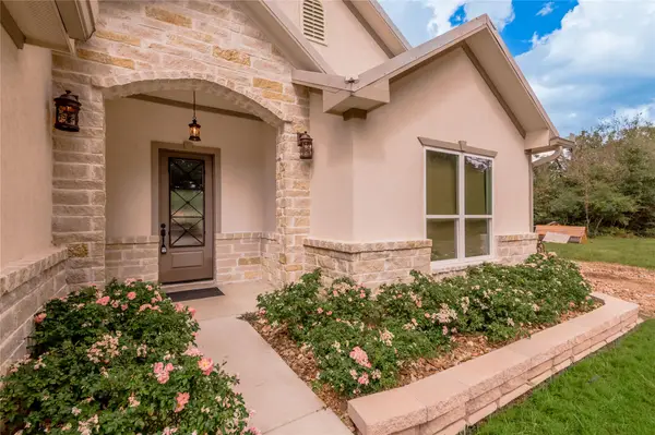 2803 Fm 2158, Midway, TX 75852