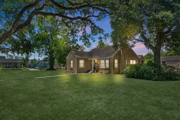 405 Missouri Street, Liberty, TX 77575