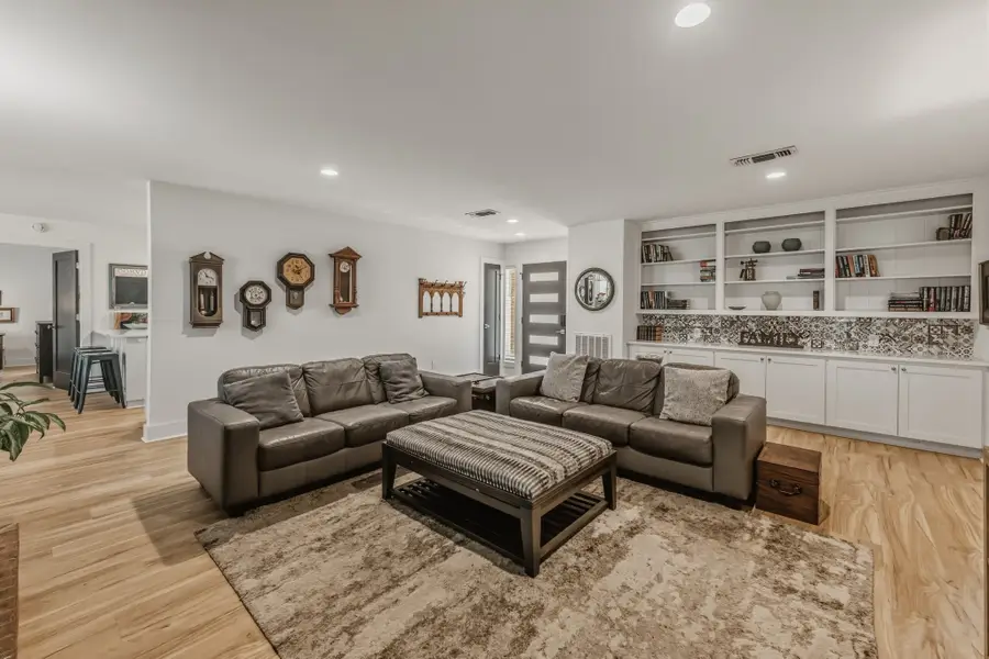 1905 Rollingwood Drive, Huntsville, TX 77340 - #3