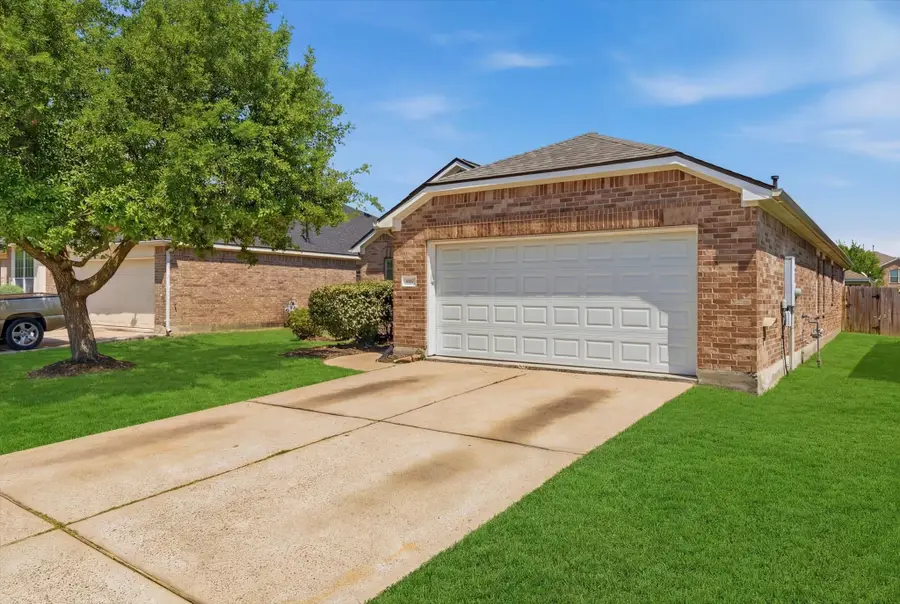 4506 Prince Street, Baytown, TX 77521 - #2