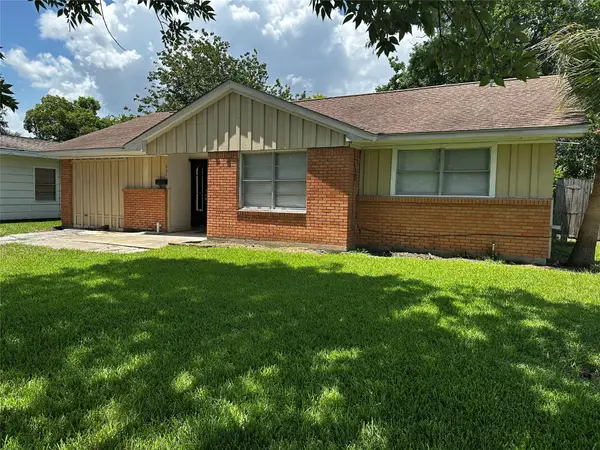 602 Harold Lane, Baytown, TX 77521