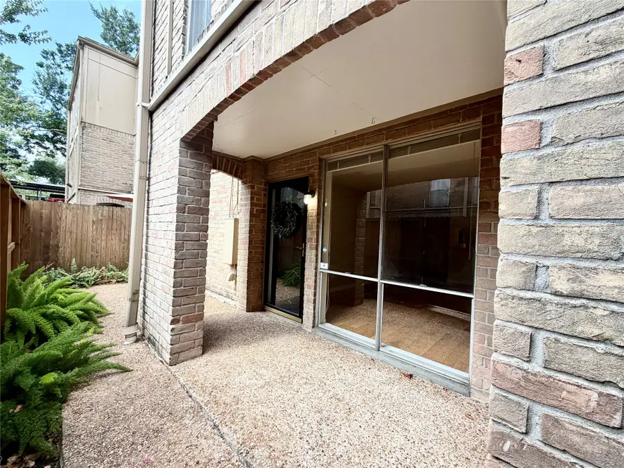 4639 Wild Indigo Street #463, Houston, TX 77027 - #2