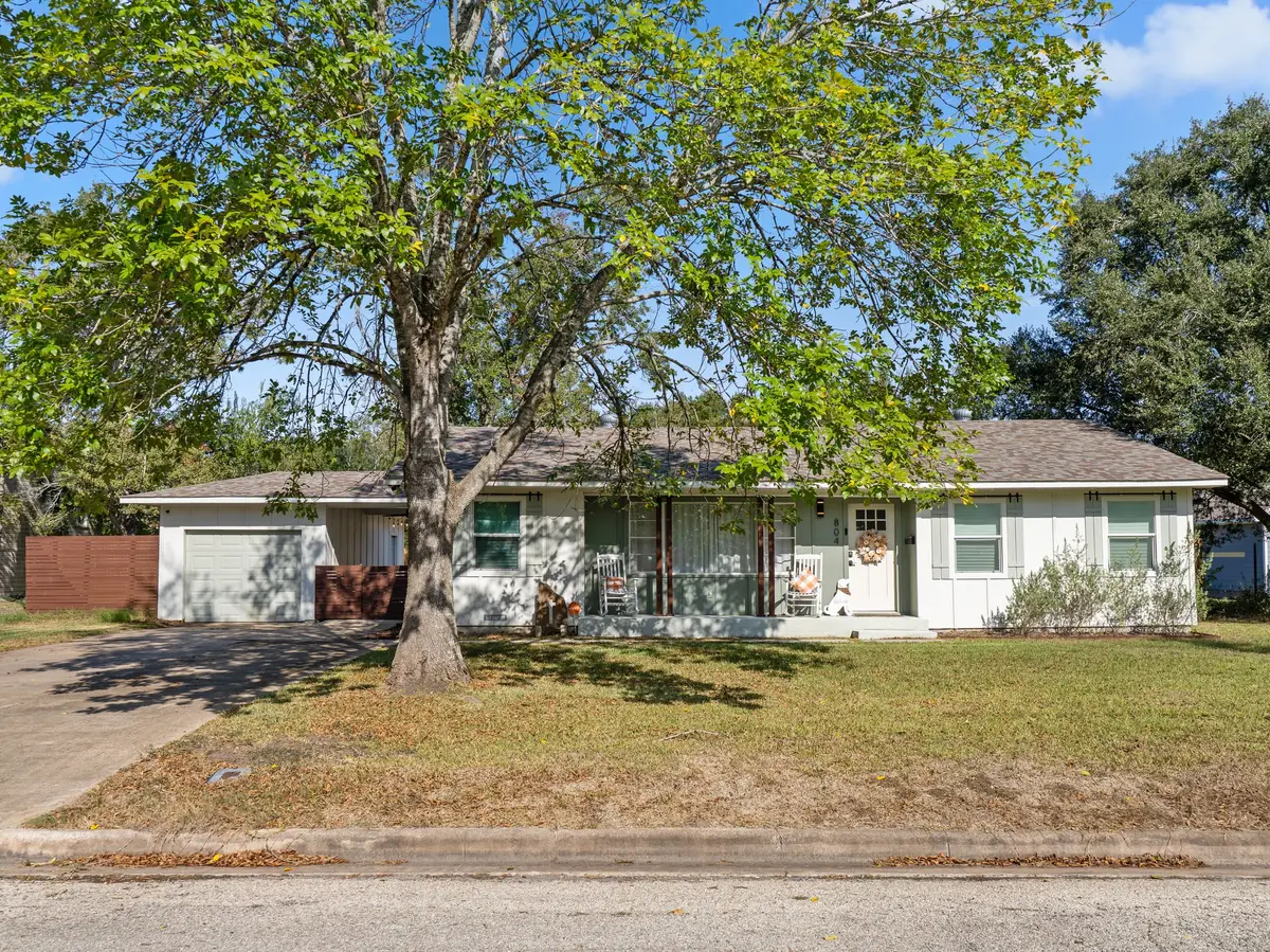 804 Peach Street, El Campo, TX 77437 - Image #1