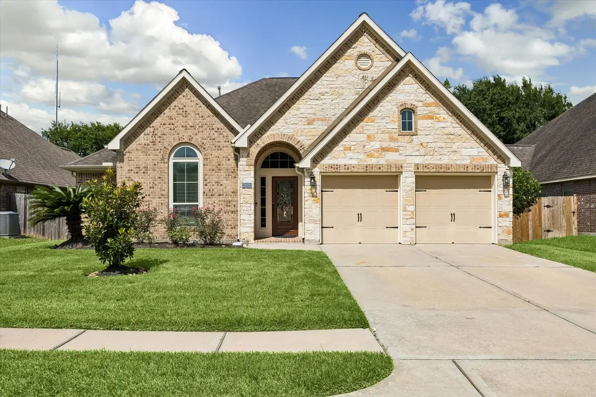2803 Field Hollow Drive, Pearland, TX 77584 - #1