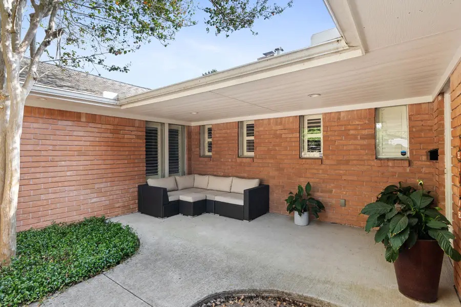 5743 Jason Street, Houston, TX 77096 - #2