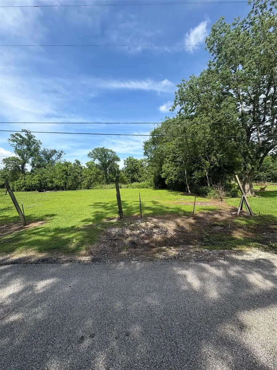 1909 Bell Street, Dayton, TX 77535 - #3