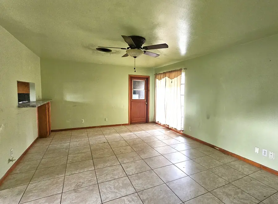 3517 Tanglebriar Drive, Pasadena, TX 77503 - Image #3