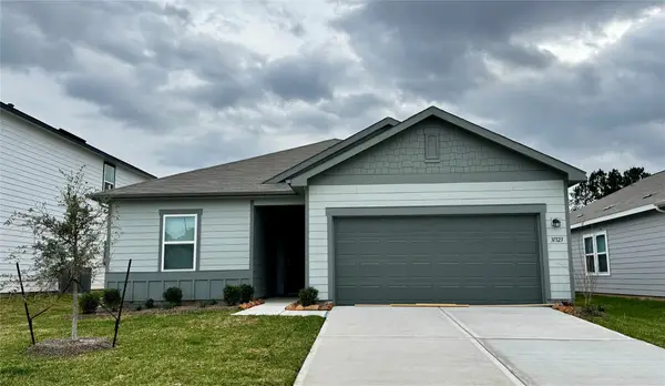 31323 Gayle Prairie Oaks Street, Waller, TX 77484