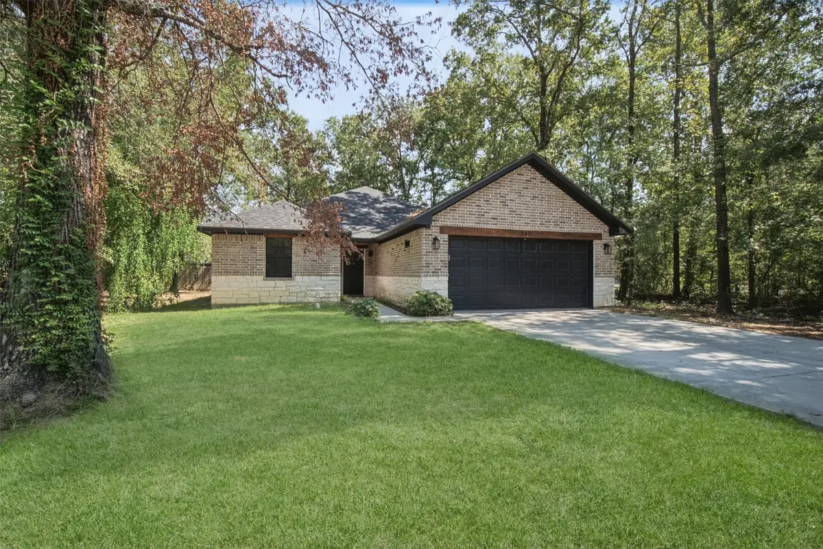 118 N Village Cove Loop, Livingston, TX 77351 - #1