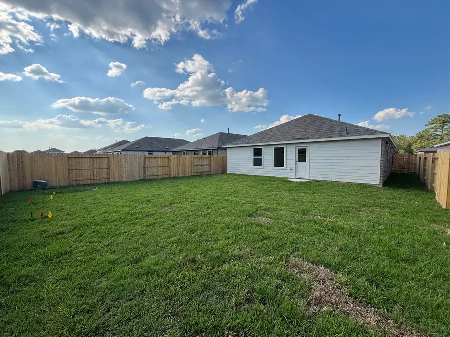 9214 Speckled Trout Drive, Baytown, TX 77521 - Image #2