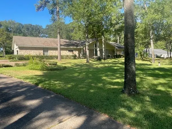 1204 Live Oak Lane, Lufkin, TX 75904