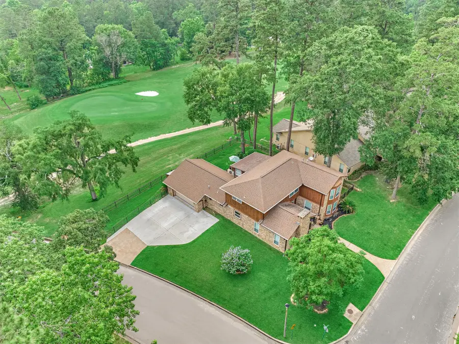 660 Hillcrest Drive, Huntsville, TX 77340 - #2