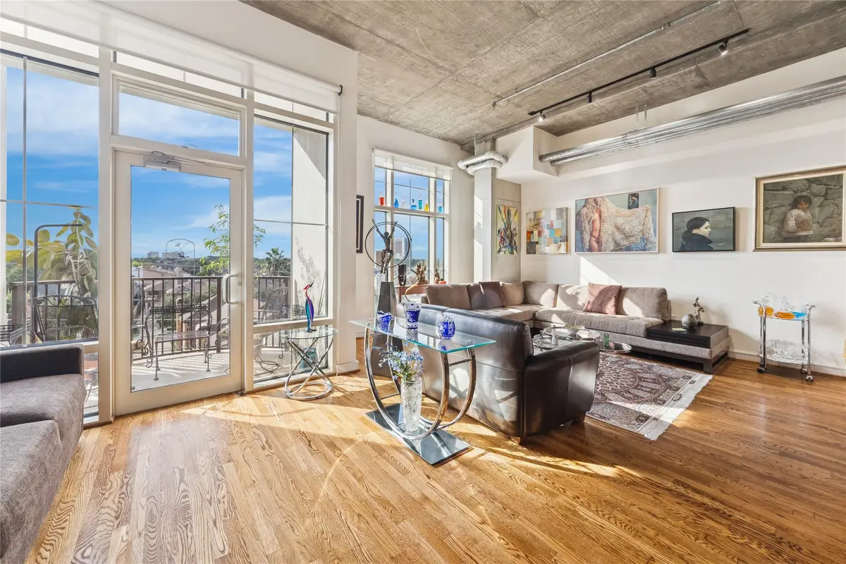 1616 Fountain View Drive #505, Houston, TX 77057 - Image #1