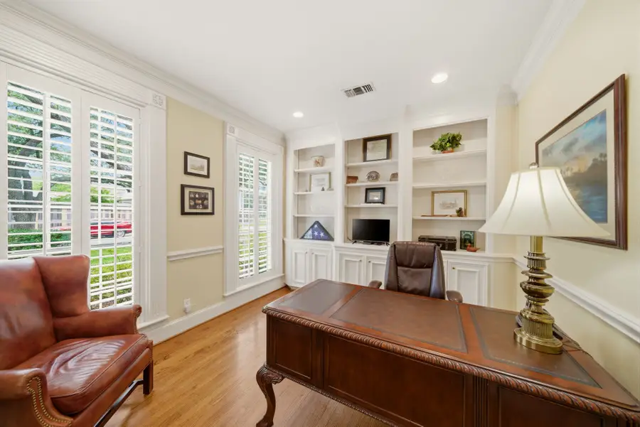 3 Martin Lane, Spring Valley Village, TX 77055 - #2