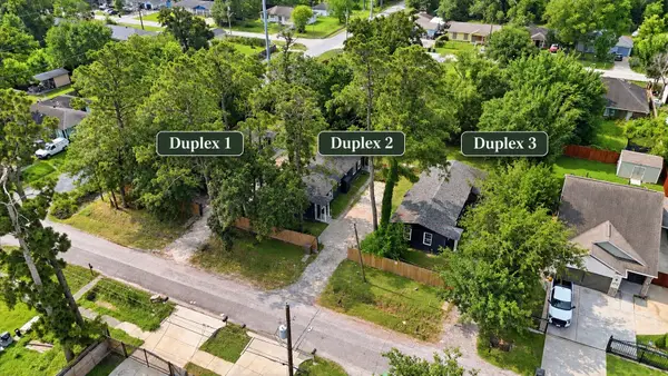 8030 -record Street, Houston, TX 77028