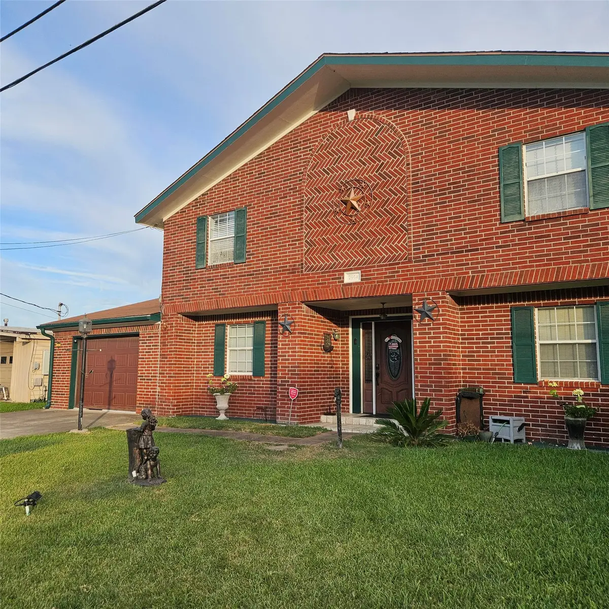7914 Ocean Drive, Beach City, TX 77523 - #1