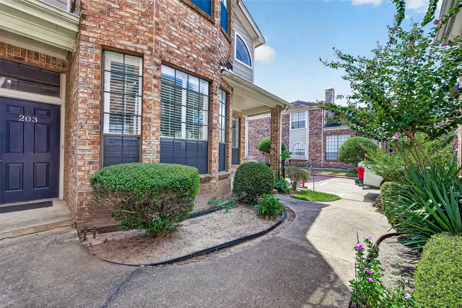 8888 Benning Drive #204, Houston, TX 77031 - #2