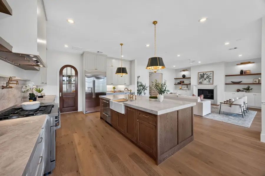 1726 Saxon Drive, Houston, TX 77018 - #2
