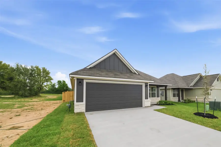 1220 High Street, Navasota, TX 77868 - #3