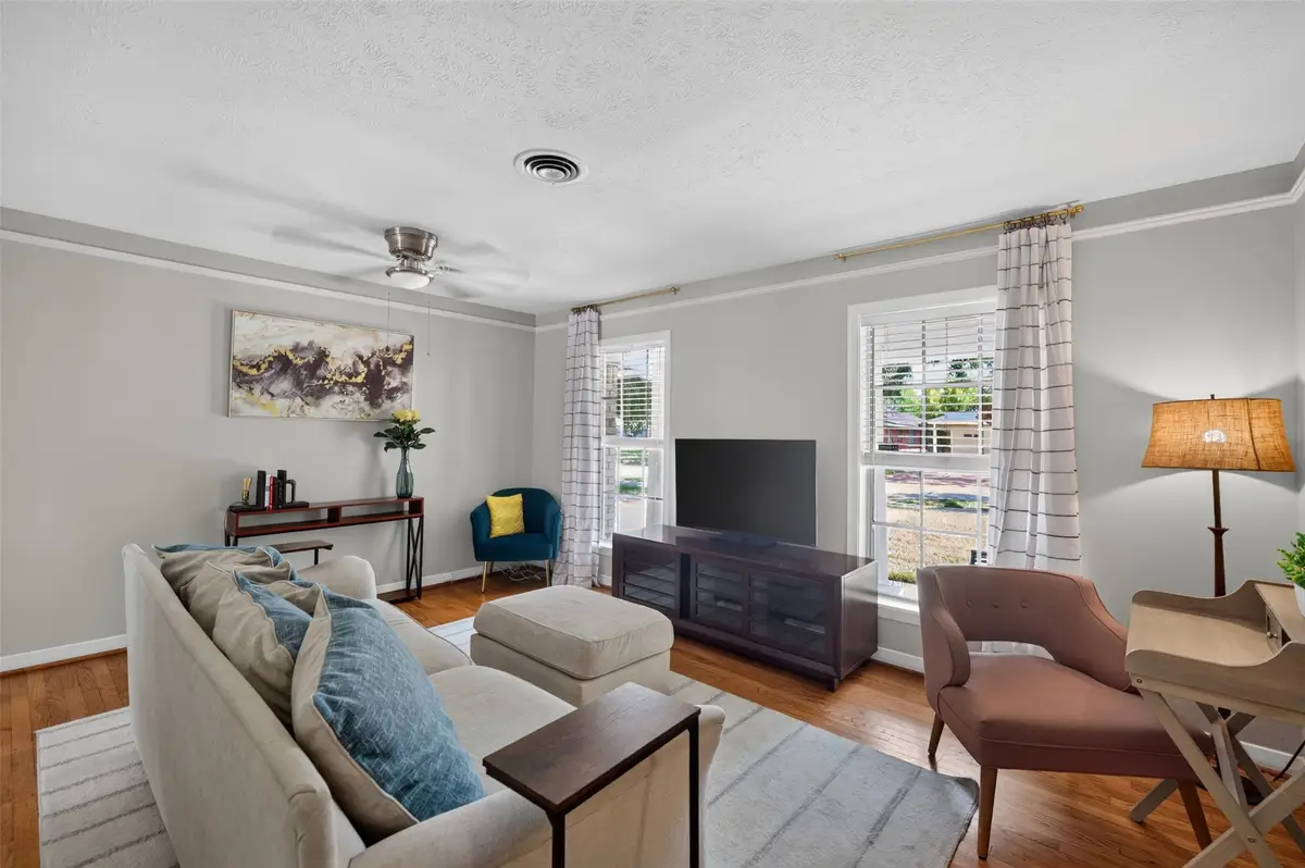 10706 Oasis Drive, Houston, TX 77096 - #1