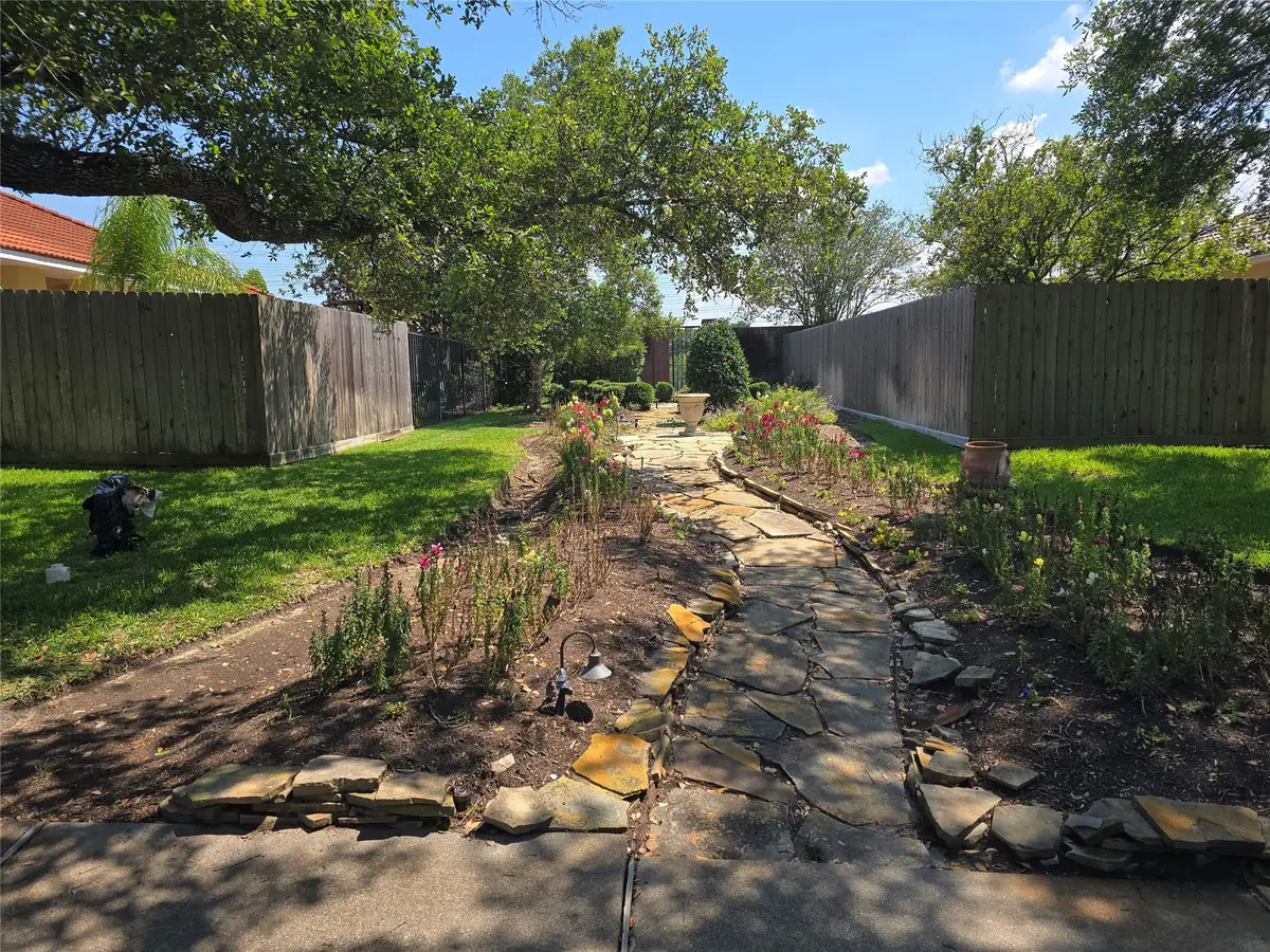 310 Waterford Way, Kemah, TX 77565 - #1