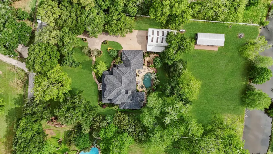 6111 Creekview Drive, Sugar Land, TX 77479 - Image #2