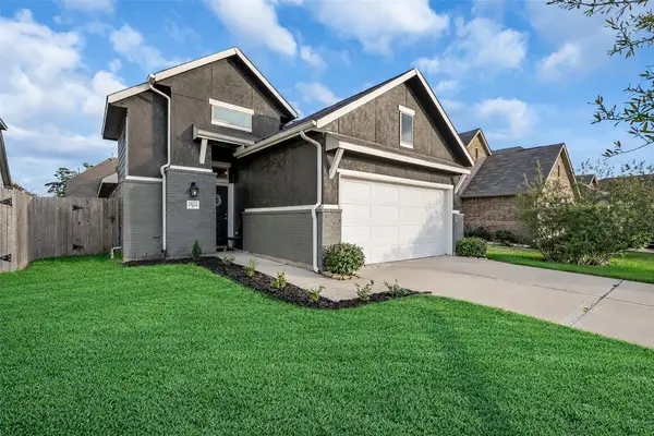 2622 Prairie Star Lane, Conroe, TX 77385