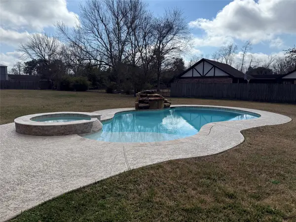 3809 Wingtail Way, Pearland, TX 77584