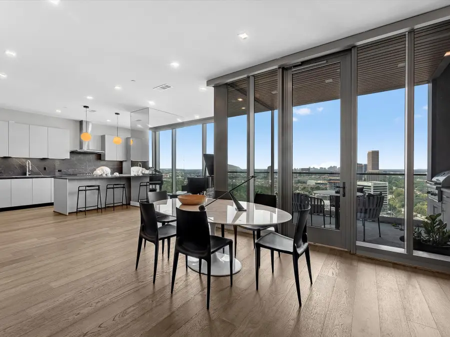 1711 Allen Parkway #2102, Houston, TX 77019 - #3