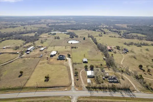 1394 E Fm 149 Road E, Anderson, TX 77830