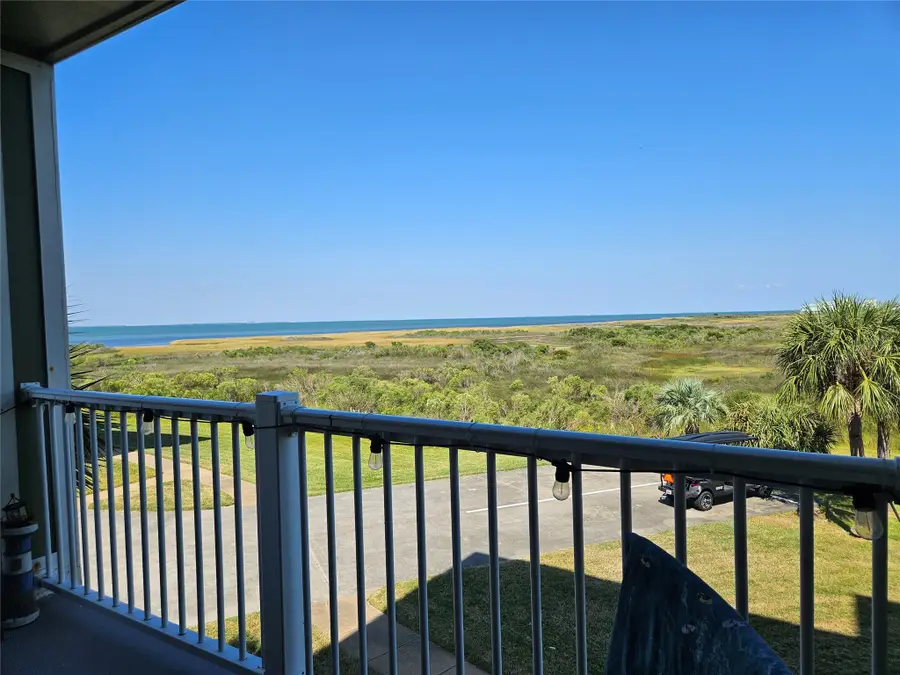 26540 Mangrove Drive #103, Galveston, TX 77554 - Image #2