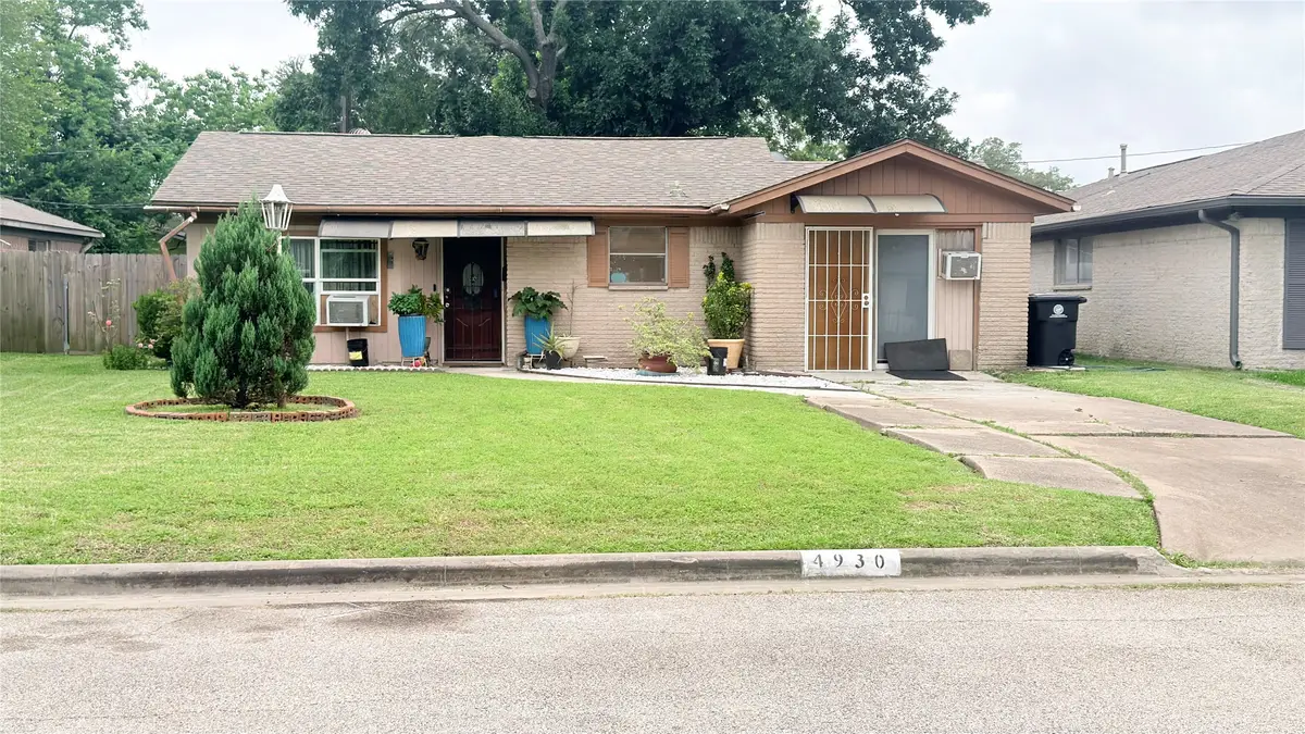 4930 Teton Street, Houston, TX 77033 - #1