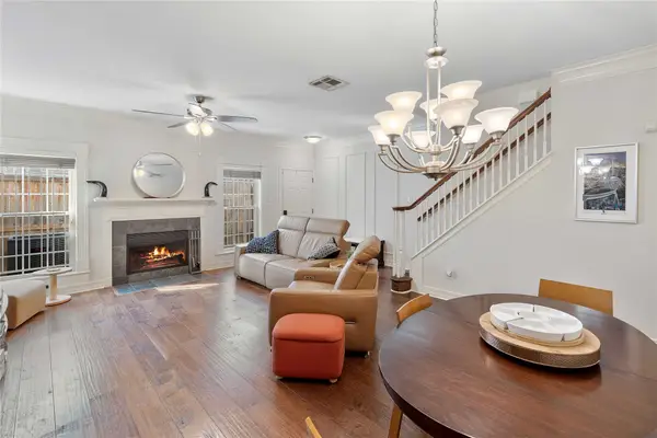 4001 Tanglewilde Street #1103, Houston, TX 77063