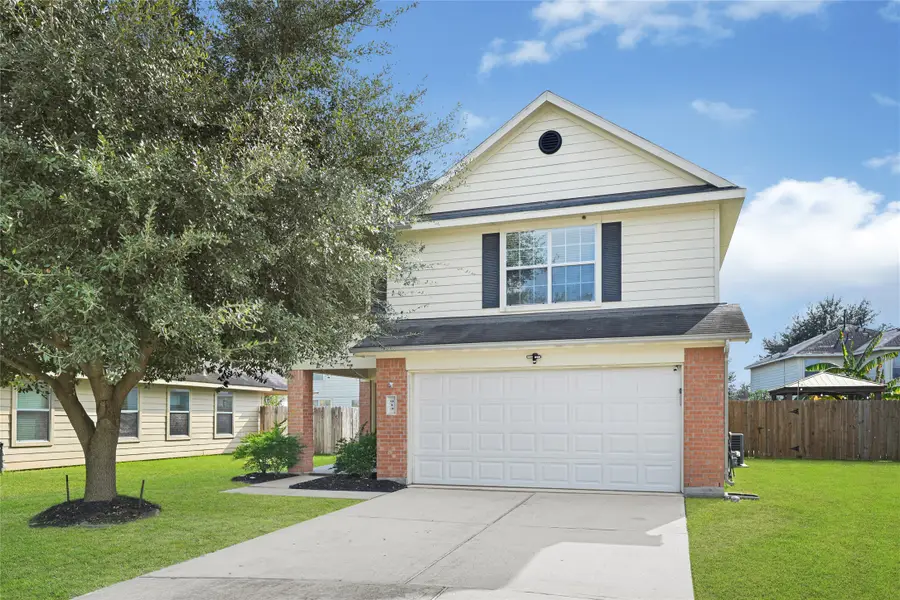 914 Redcrest Springs Court, Houston, TX 77073 - Image #2