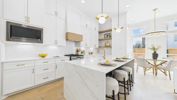 602 Jewett Street #B, Houston, TX 77009