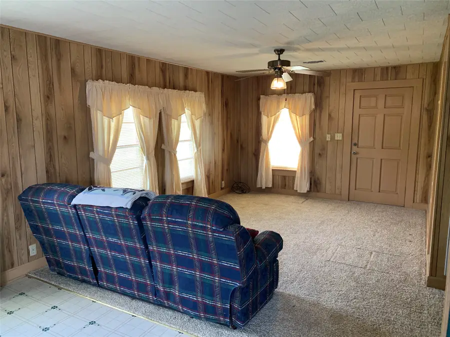 908 Paulus Street, Schulenburg, TX 78956 - #2