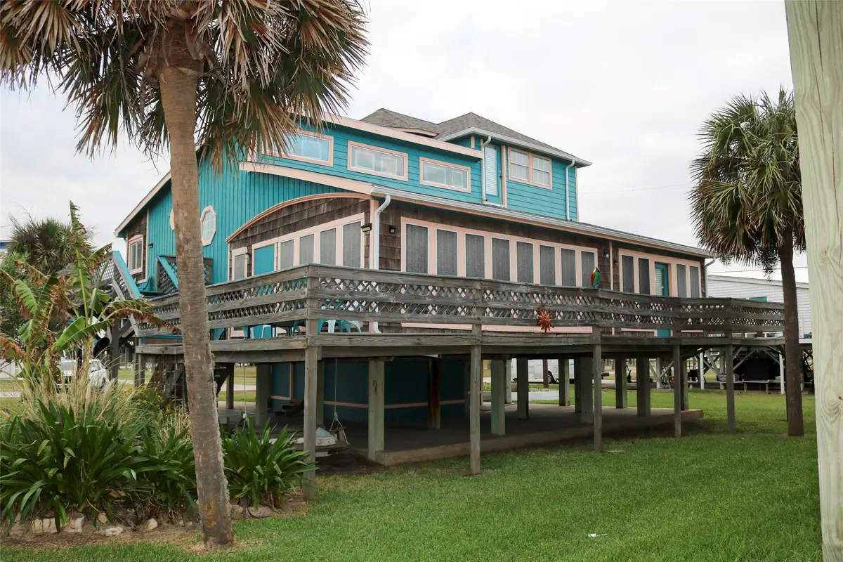 13002 Buccaneer Parkway, Freeport, TX 77541 - #1