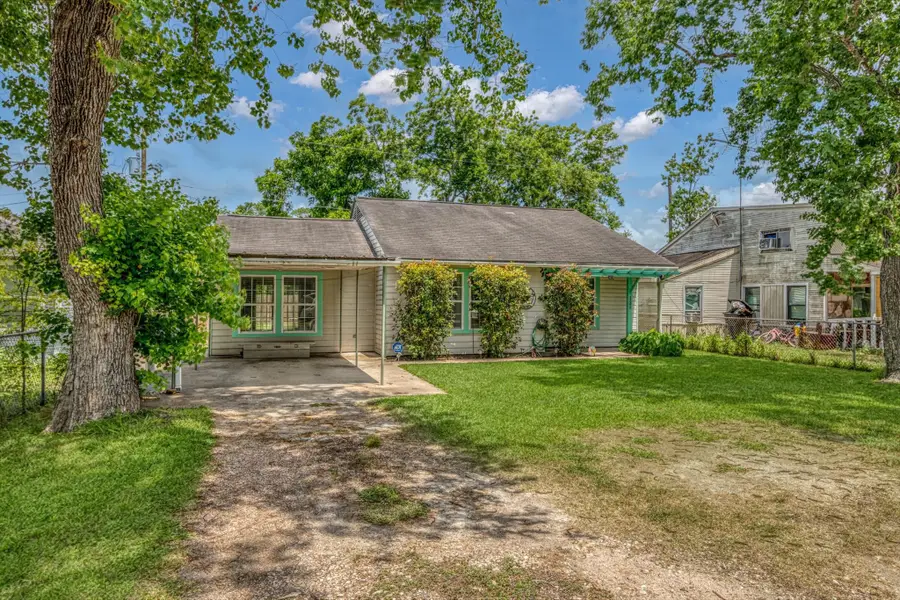 121 5th Street, Brazoria, TX 77422 - #2