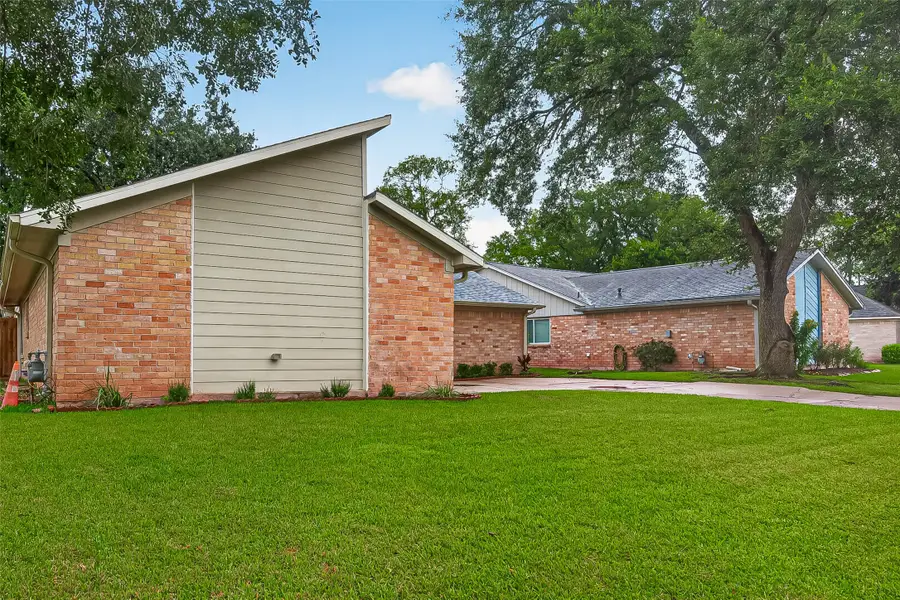 1818 Lansdowne Drive, Richmond, TX 77406 - #2