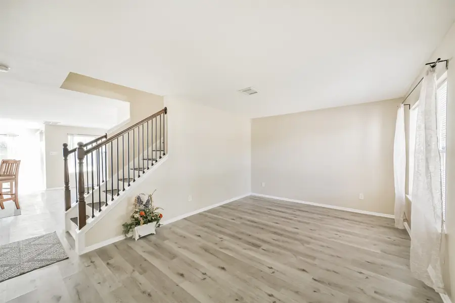 3742 Brighton Springs Lane, Katy, TX 77449 - Image #2